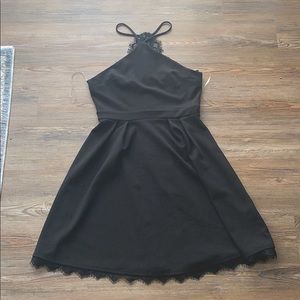 Dee elly black lace dress NWOT